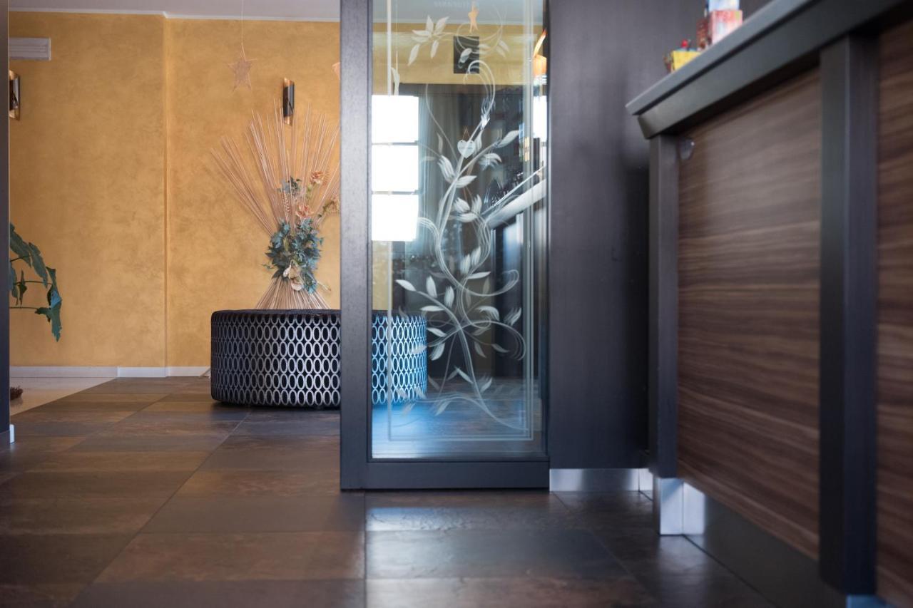 T'Ami Hotel Resort Spa Селвино Екстериор снимка